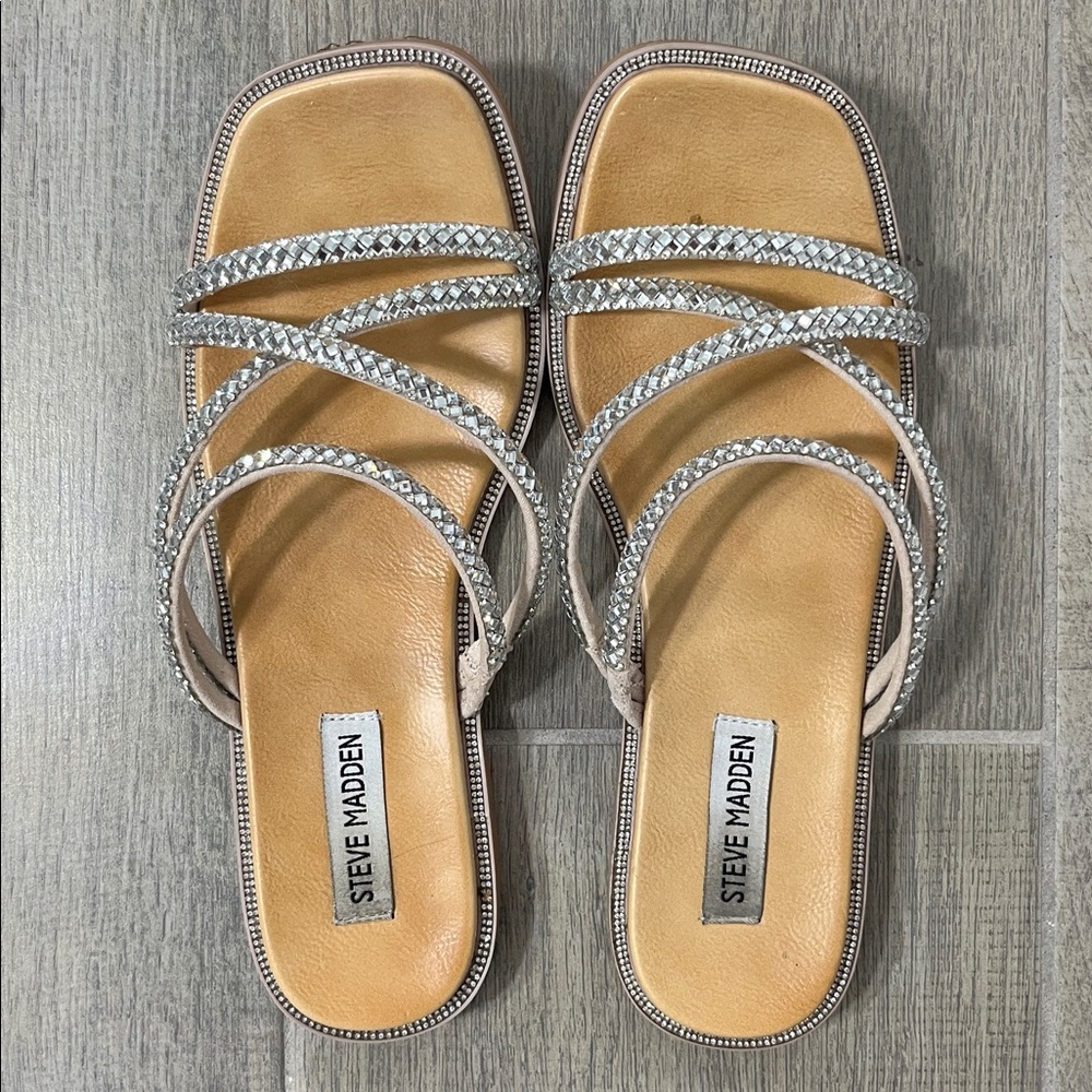 Steve Madden Silver Strappy Sandals Size 7